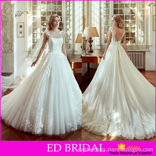 Ball Gown Scoop Neckline Sleeveless Flower Appliques Backless Tulle Bridal Dress Wedding